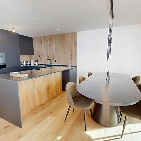 Alphubel Peak شقة