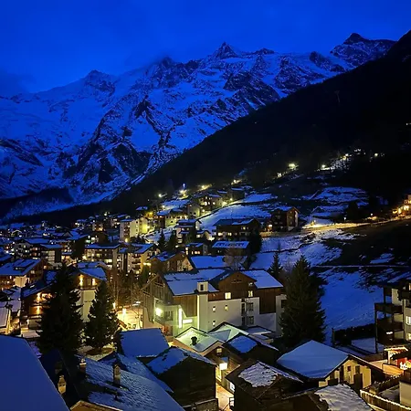 شقة Alphubel Peak *