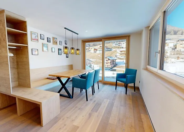 Alphubel Peak アパート