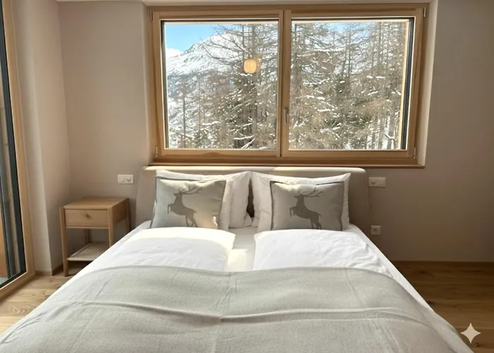 アパート Alphubel Peak