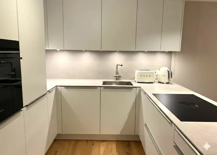 アパート Alphubel Peak サース フェー