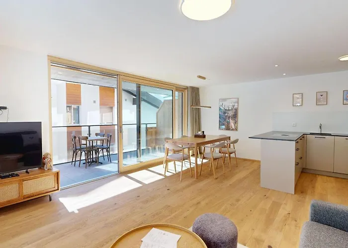 アパート Alphubel Peak サース フェー